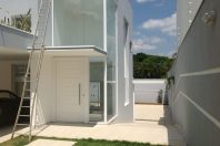 projeto 240 metros terreno declive campinas barão geraldo arquitetas design arquitetura moderna fachada reta vidro escada