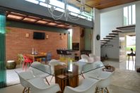 Projeto de Arquitetura de Interiores Estilo Novo Rustico Chic Casa Térrea com Mezanino Pé Direito Alto Lazer Integrado