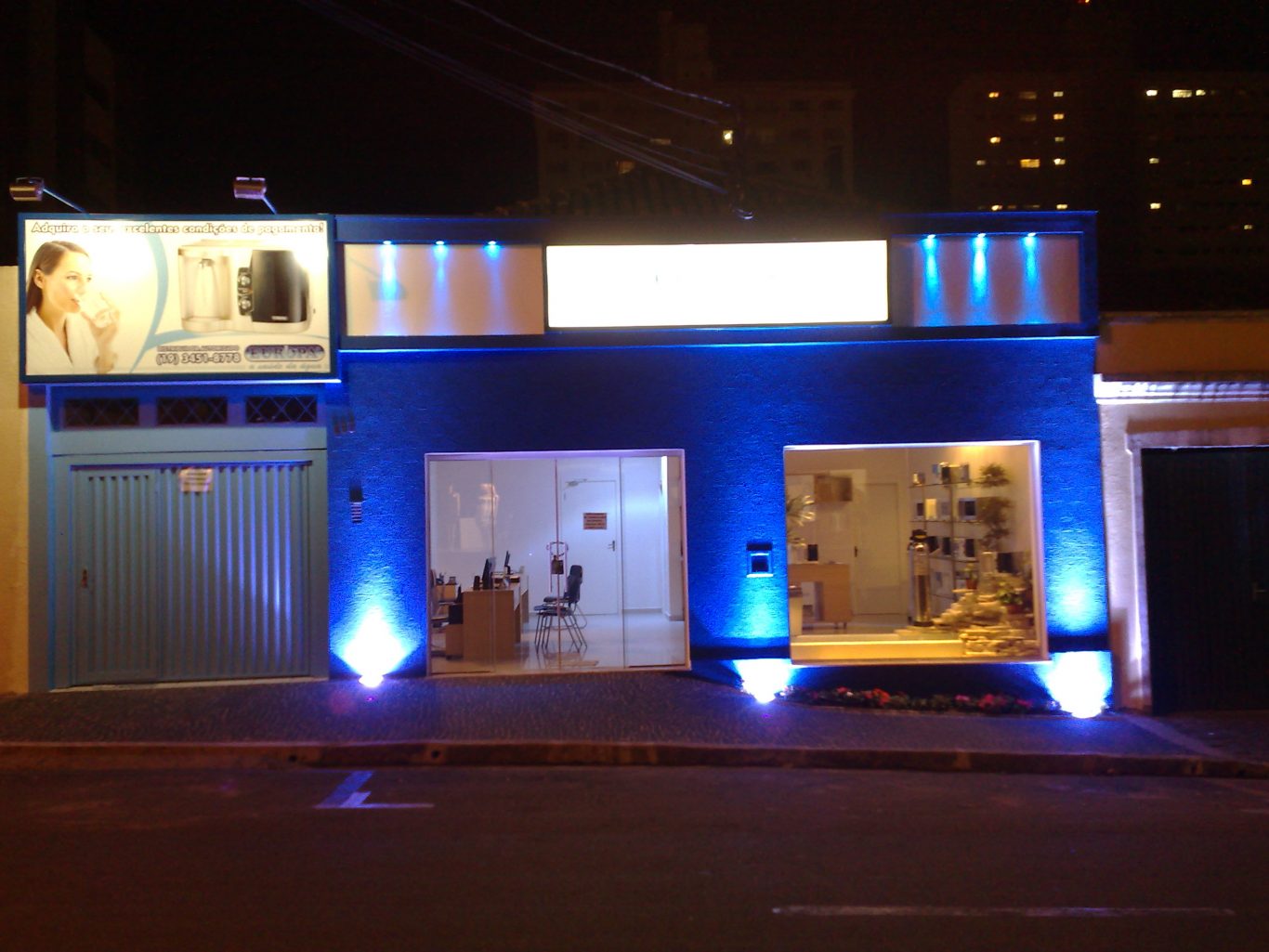 projeto iluminação luminotécnico comercial loja fachada gesso azul ...