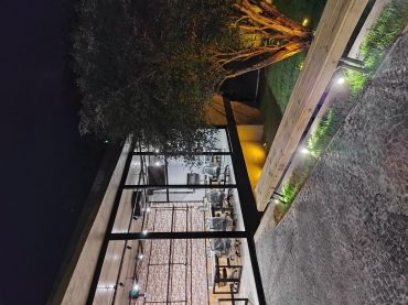 Projeto Corporativo de Escritório Open Space conceito Aberto integrado Contemporâneo com bastante vidro
