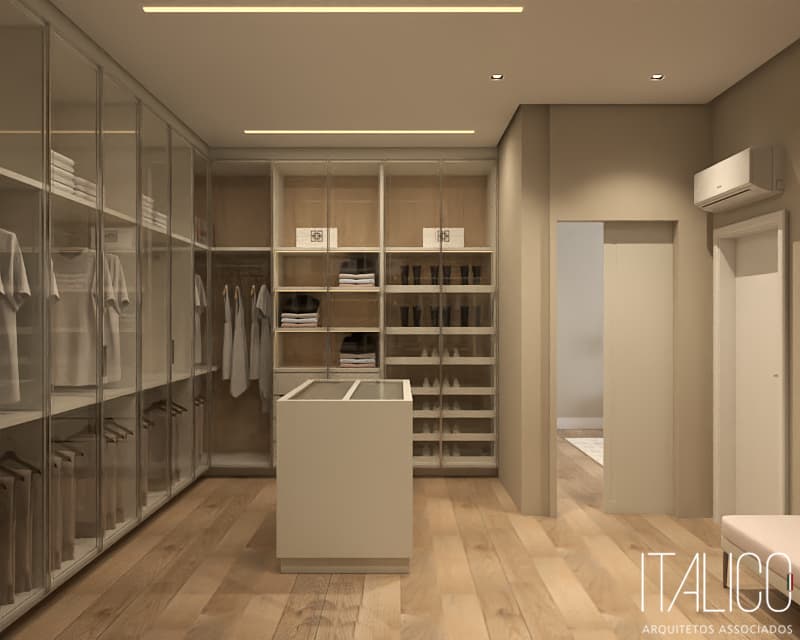 Closet com Portas de Vidro e Detalhes Metálicos Prata