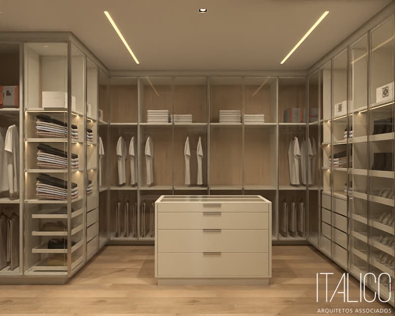 Closet com Portas de Vidro e Detalhes Metálicos Prata